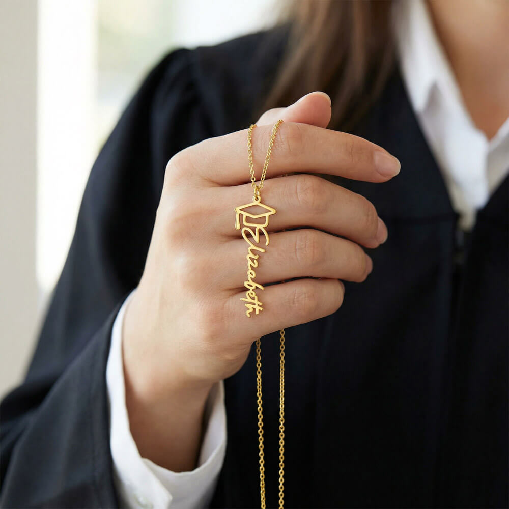 Personalized Graduation Cap Name Necklace – Custom Dream Big Graduate Jewelry Gift for Her