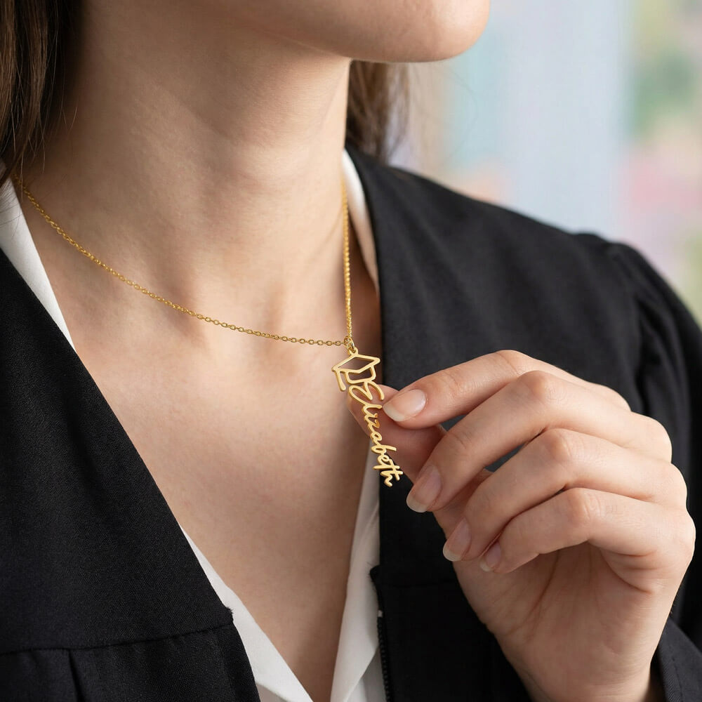 Personalized Graduation Cap Name Necklace – Custom Dream Big Graduate Jewelry Gift for Her